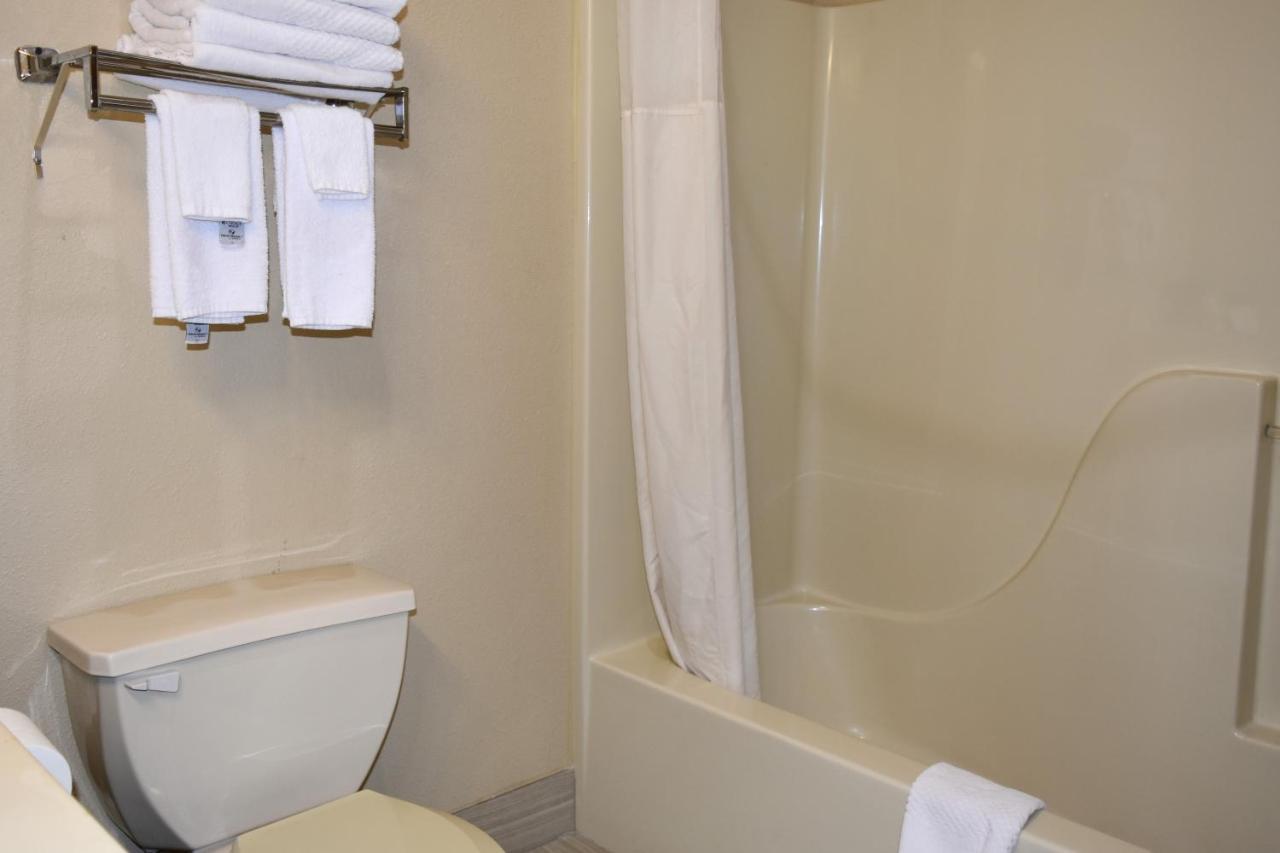 Quality Inn & Suites Brooks Louisville South Eksteriør bilde