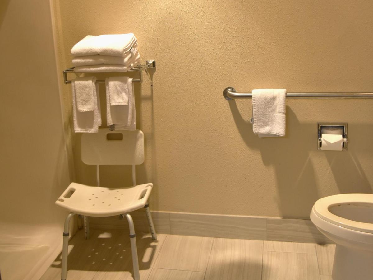 Quality Inn & Suites Brooks Louisville South Eksteriør bilde