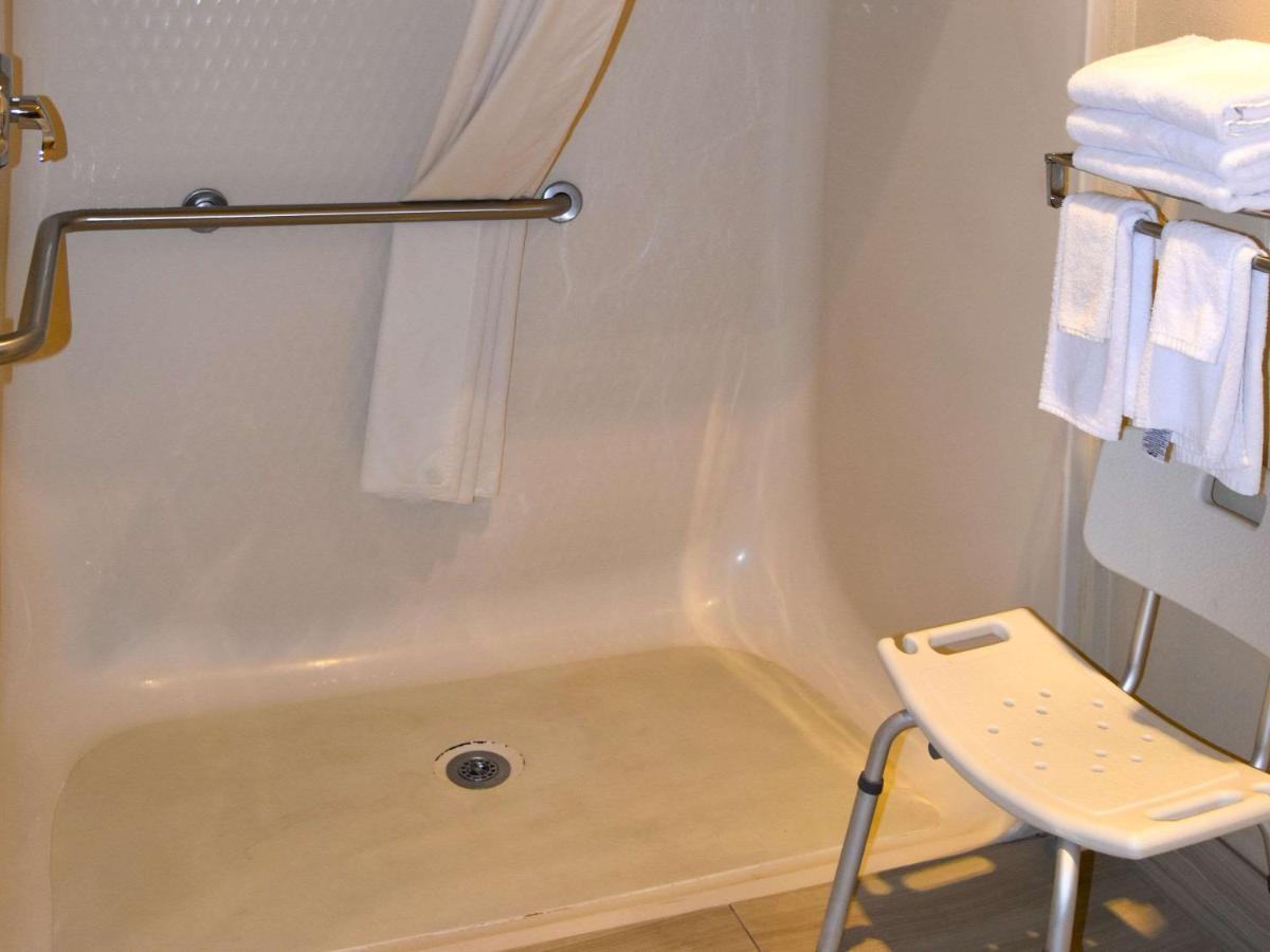 Quality Inn & Suites Brooks Louisville South Eksteriør bilde