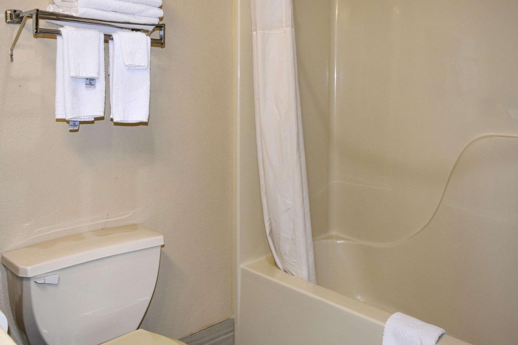 Quality Inn & Suites Brooks Louisville South Eksteriør bilde